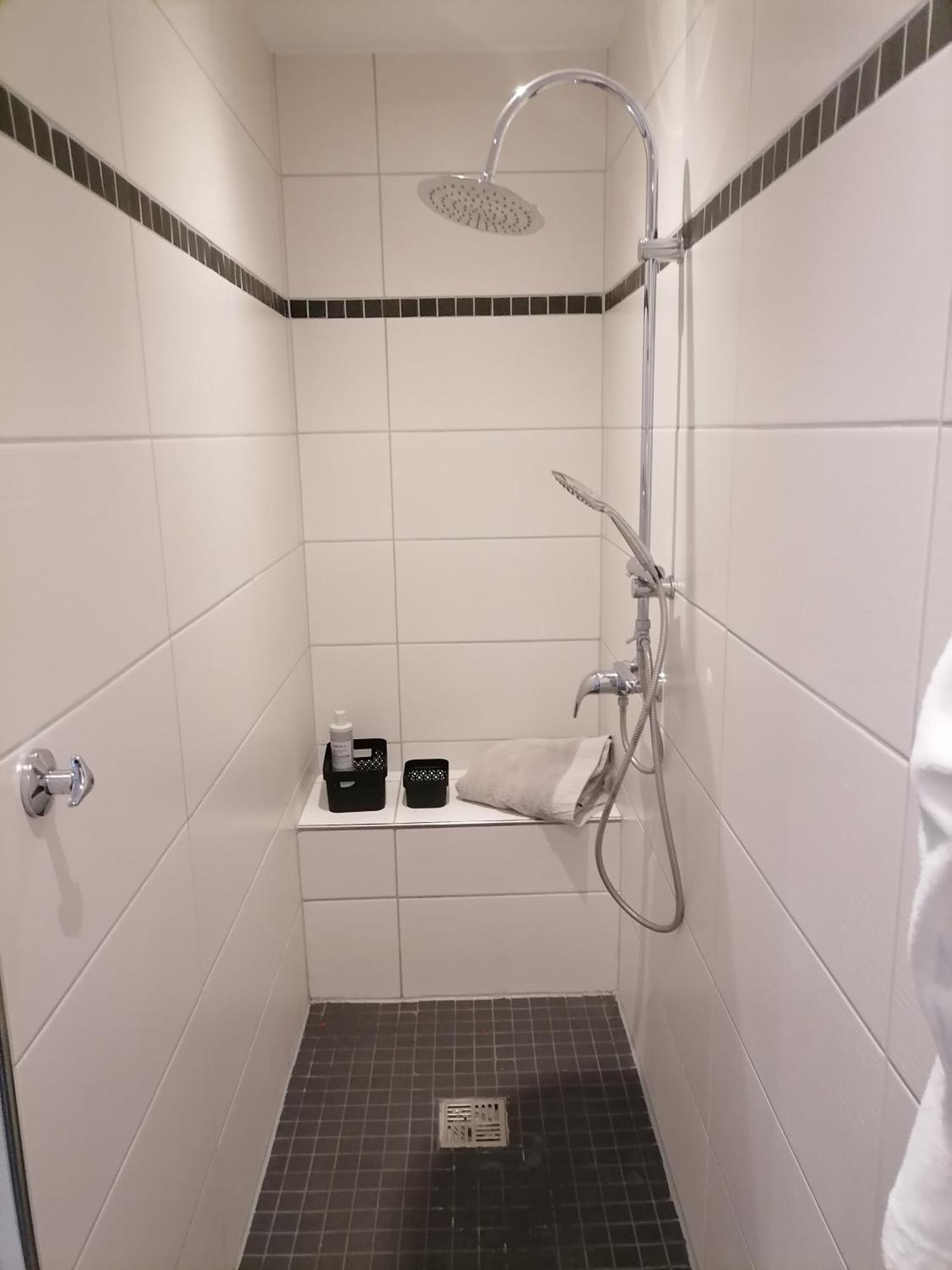 Premium Ferienwohnung "Christine ", Zentrale Ruhige Stadtlage 100 Qm Ebenerdige Dusche Terasse Kaminofen Zweibrücken Dış mekan fotoğraf